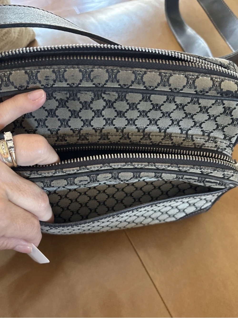 Vintage Celine Triomphe Patterned Canvas And BlueLeather Crossbody/shoulder bag - Picture 7 of 16